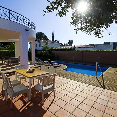 ヴィラ Santorini カンブリルス